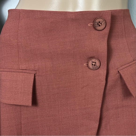 NEW WEWOREWHAT BLAZER MINI SKIRT - Picture 3 of 8